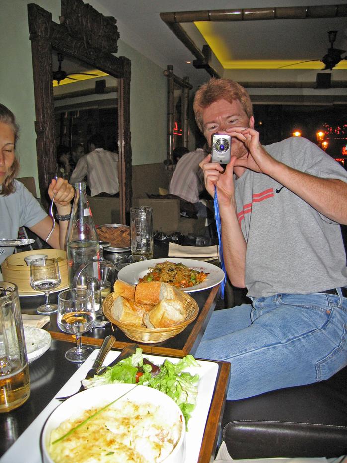 Franz fotographiert ohne Pause, Paris