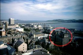 Blick vom Tower der Universität Dundee auf mein Hotel