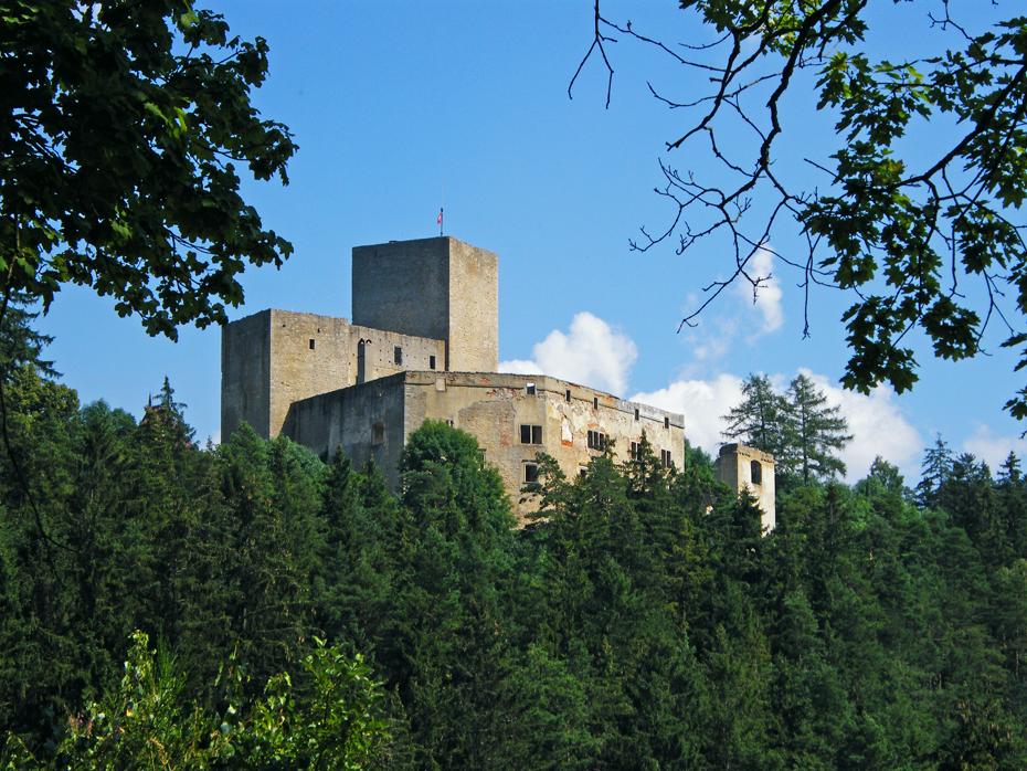 Burg Landstein