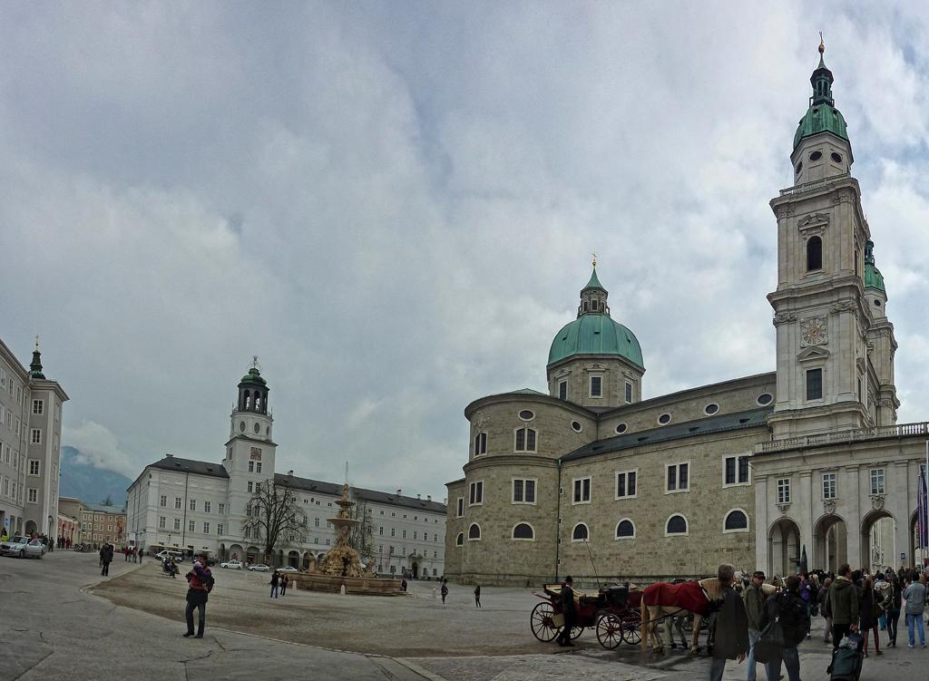 Domplatz, Salzburg