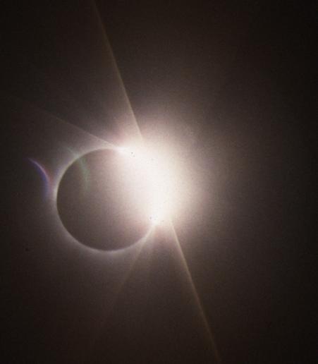 das letzte Foto der totalen Sonnenfinsternis