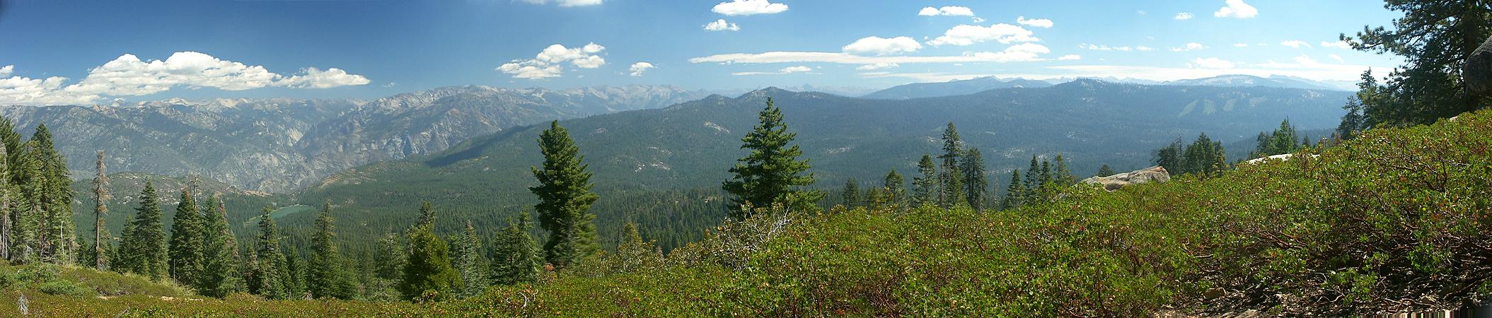 Blick vom Sequoia NP in den Kings Canyon NP