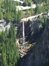 Wasserfall im Yosemite NP
