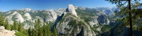 Panorama mit Half Dome im Yosemite NP