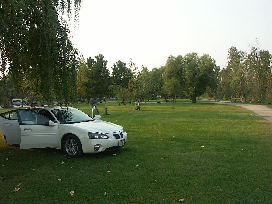 Super Campingplatz mit 'meinem' Mietauto, Winthrop, WA