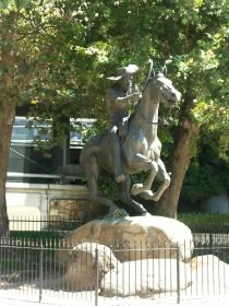 Statue des Pony Express