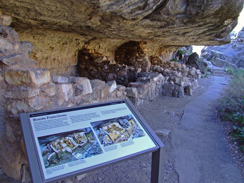 Cliff Dwellings, Walnut Canyon NM, AZ