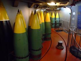 16" Projektile im Battleship USS Alabama, Mobile, AL
